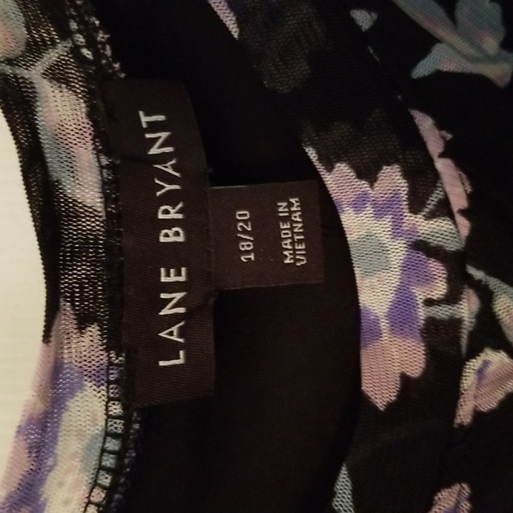 NWT Lane Bryant floral mesh ruched center tee - Picture 7 of 9